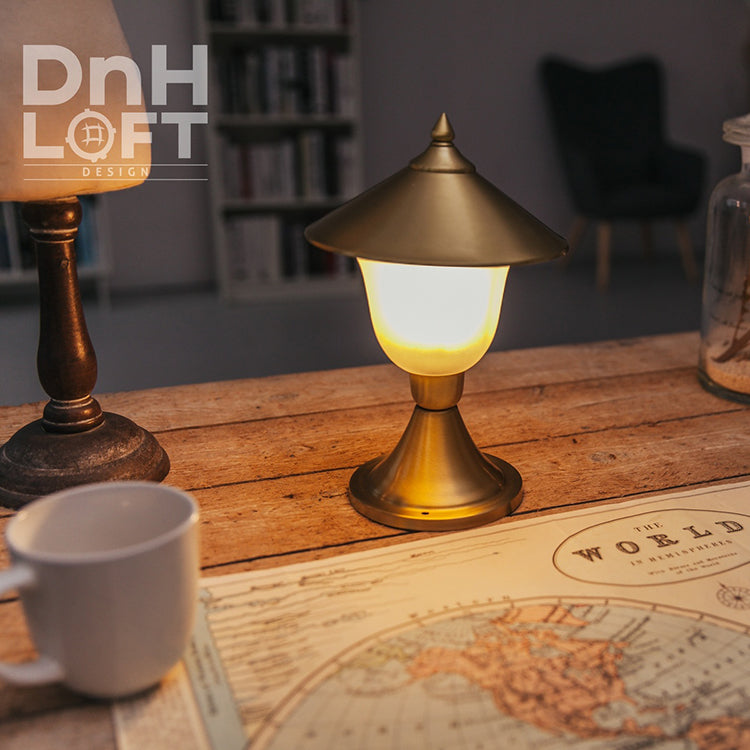 Brass Classic Table Lamp