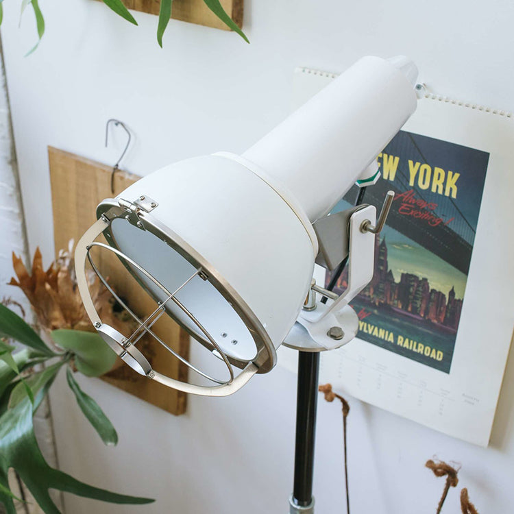 searchlight standing light