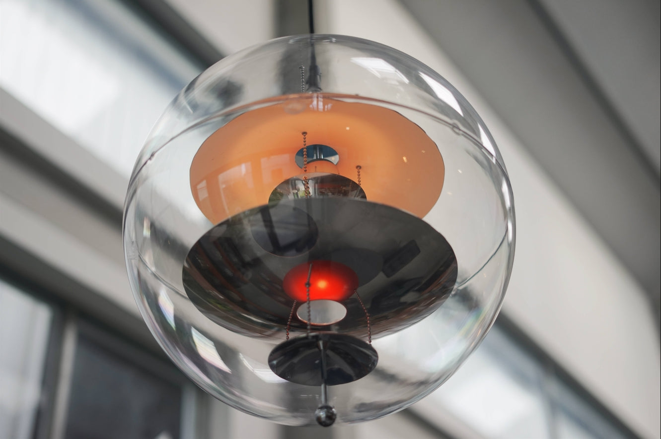 VP Globe Lamp