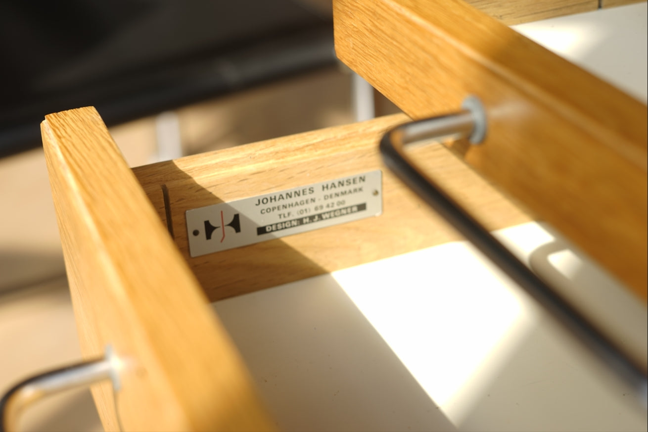 Hans J. Wegner 辦公桌/書桌