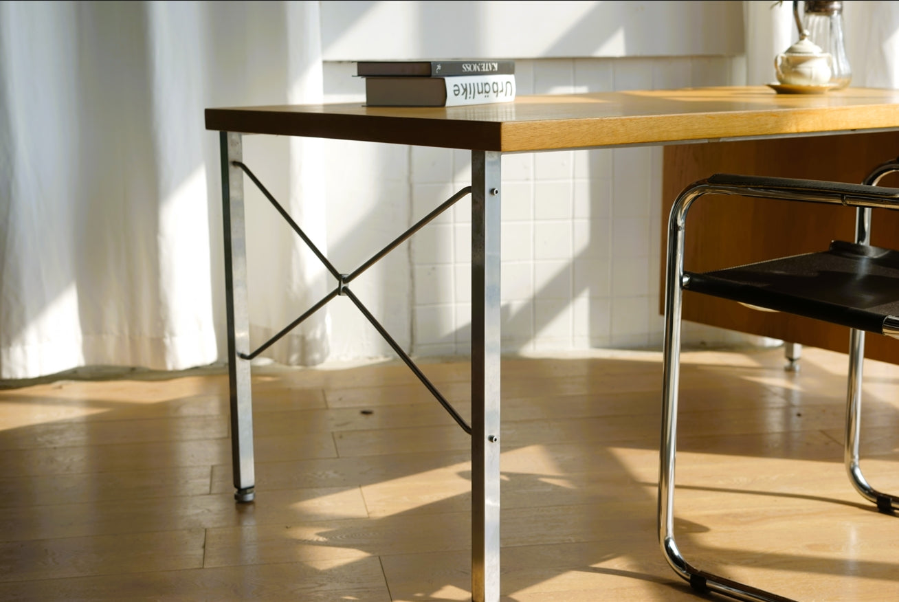 Hans J. Wegner 辦公桌/書桌
