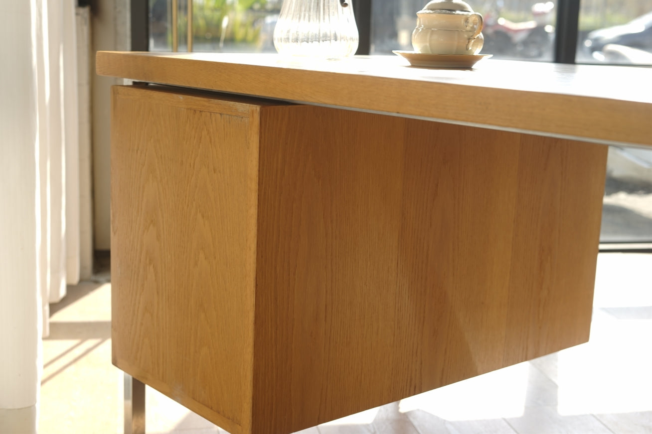 Hans J. Wegner 辦公桌/書桌