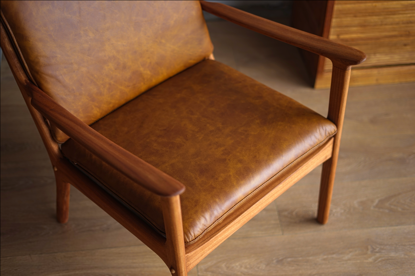 Ole wanscher pj112扶手椅