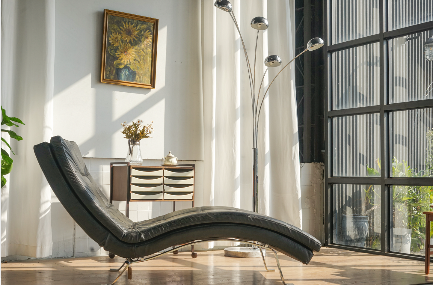 丹麥 純黑 皮革躺椅