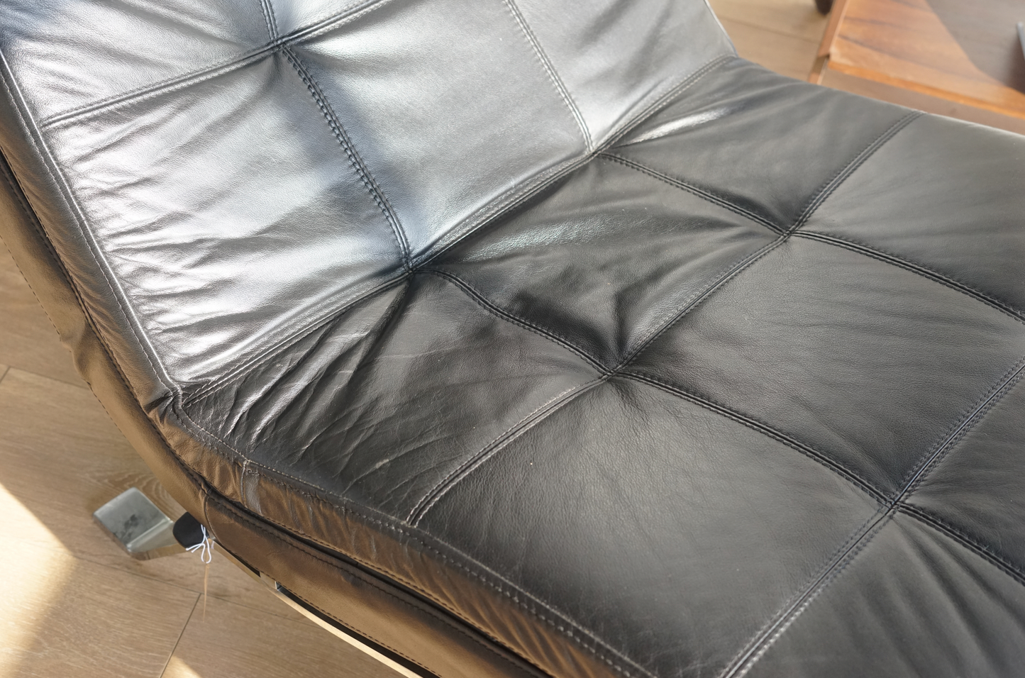 丹麥 純黑 皮革躺椅