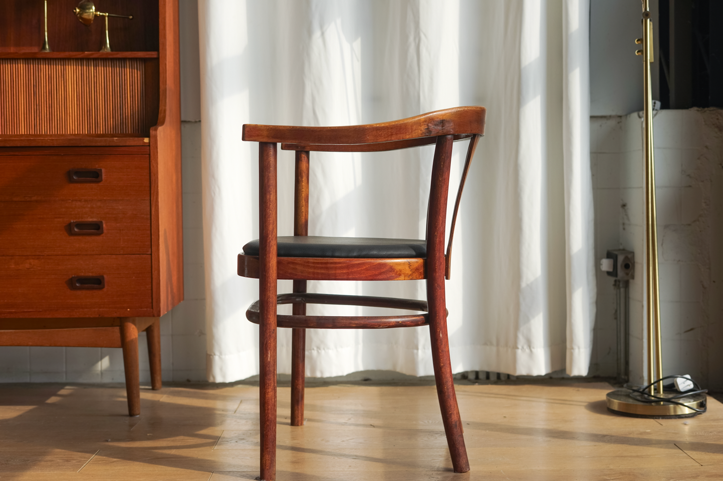 Thonet  楓木 古典 扶手餐桌椅