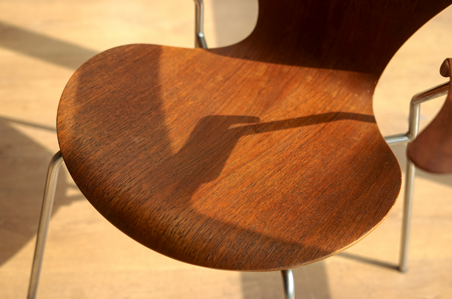 Arne Jacobsen Model 3207 柚木 扶手椅