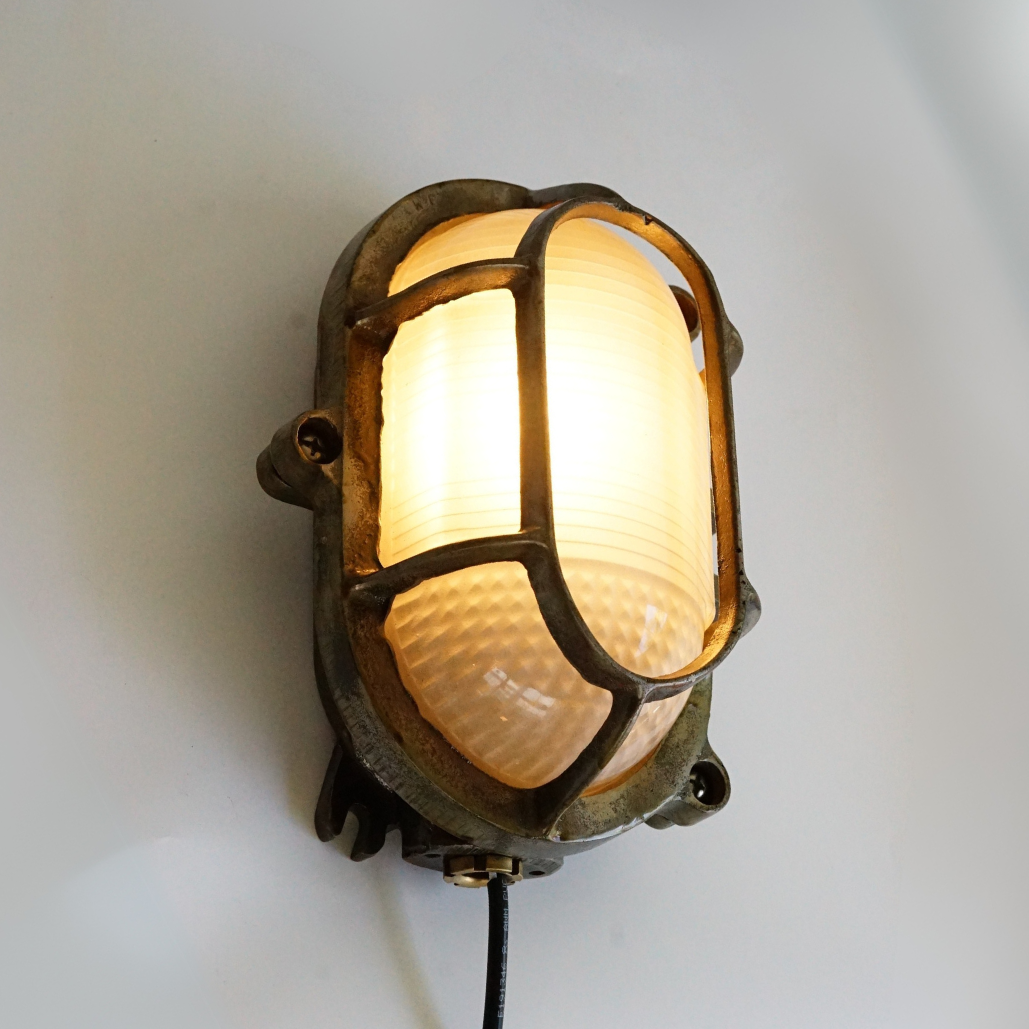 Russian old parts-square explosion-proof wall lamp