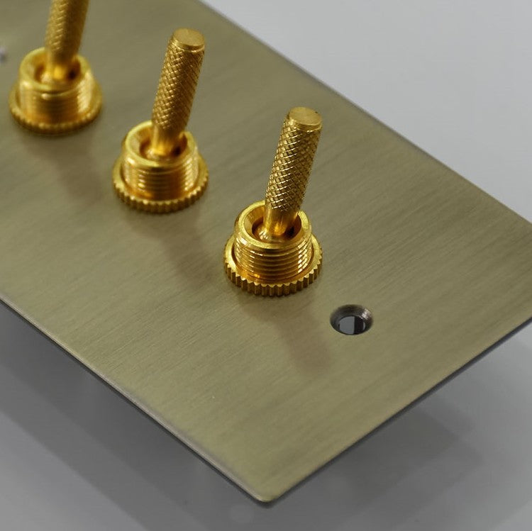 Brass diamond pattern lever
