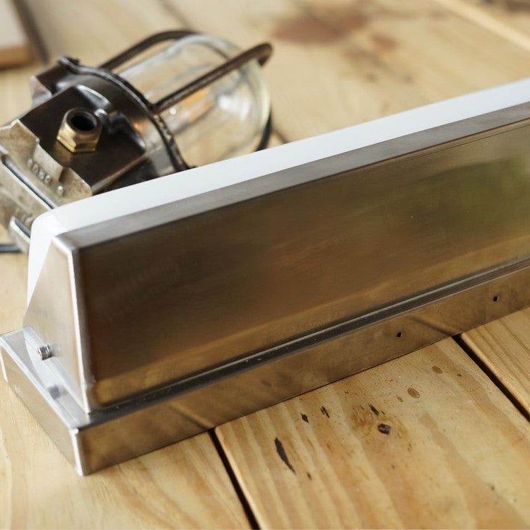 Retro Triangular Fluorescent Lamp#Black
