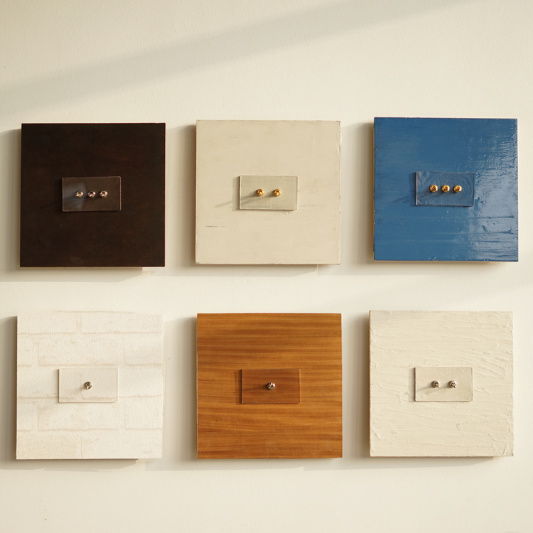 Traceless panel