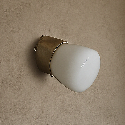 Cast aluminum milk wall light