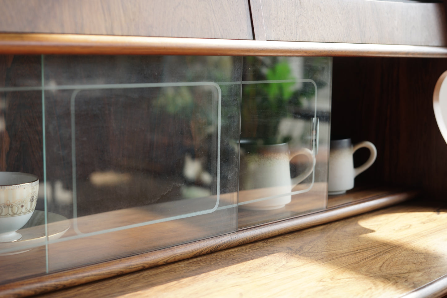 丹麥 玫瑰木 玻璃滑門 寫字櫃