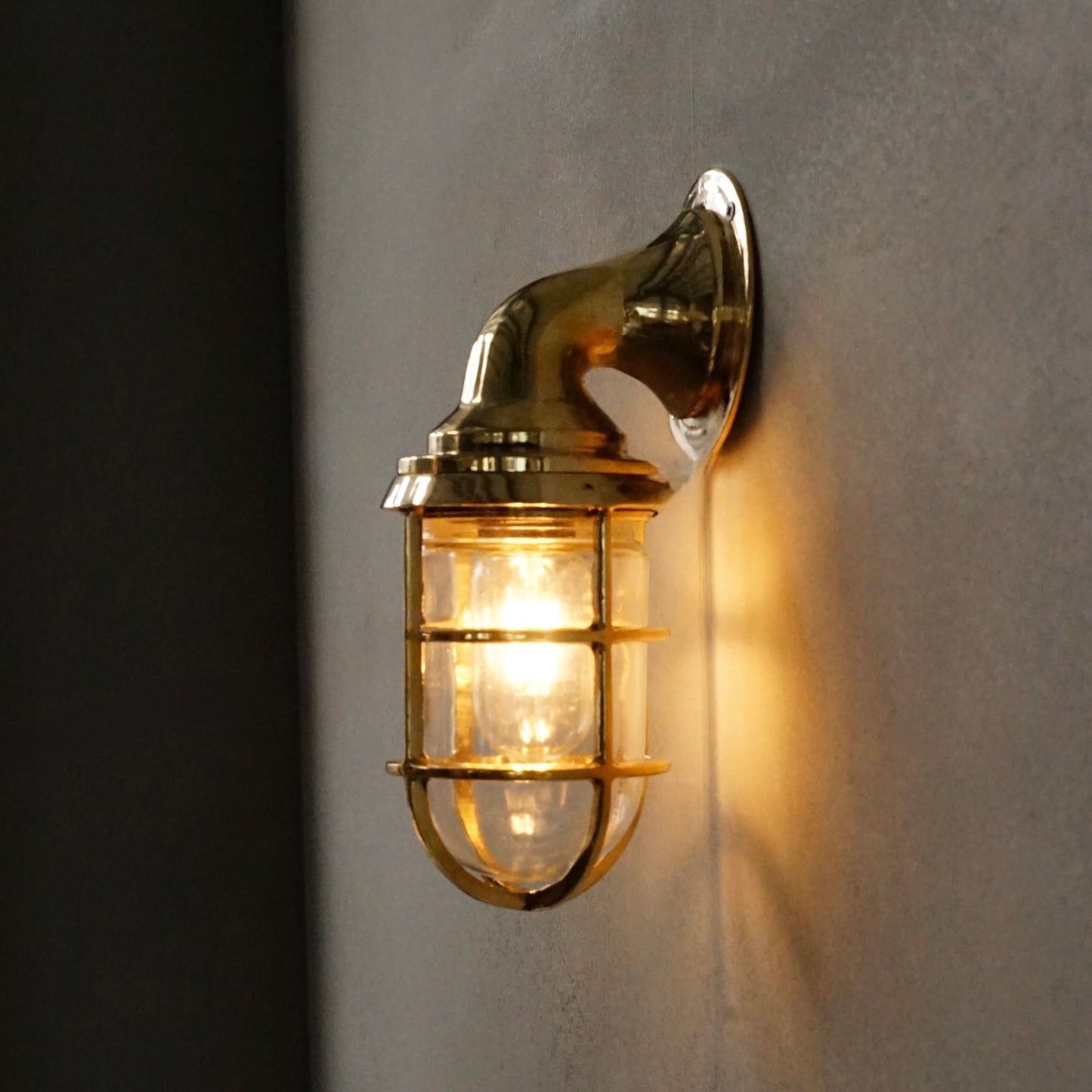 KOKOSHA brass explosion-proof wall lamp