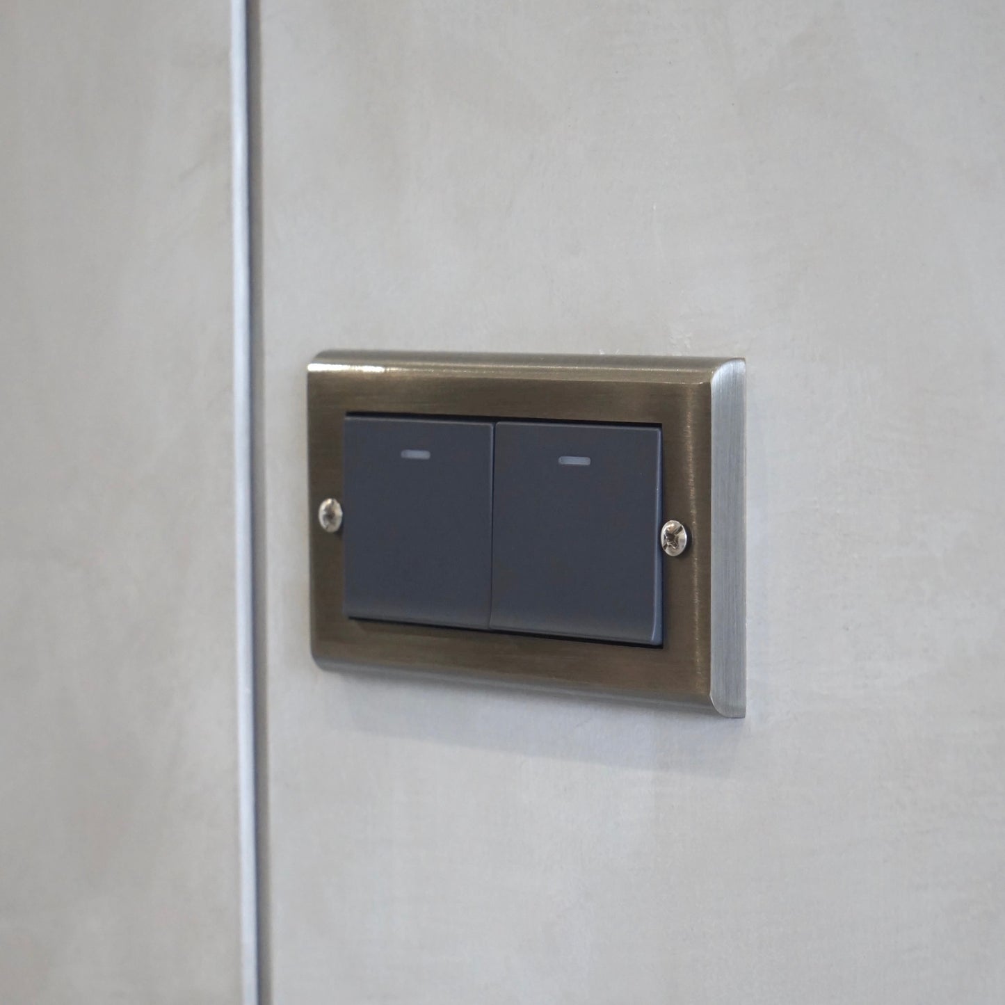 Obsidian black panel-Glatima, Risna series