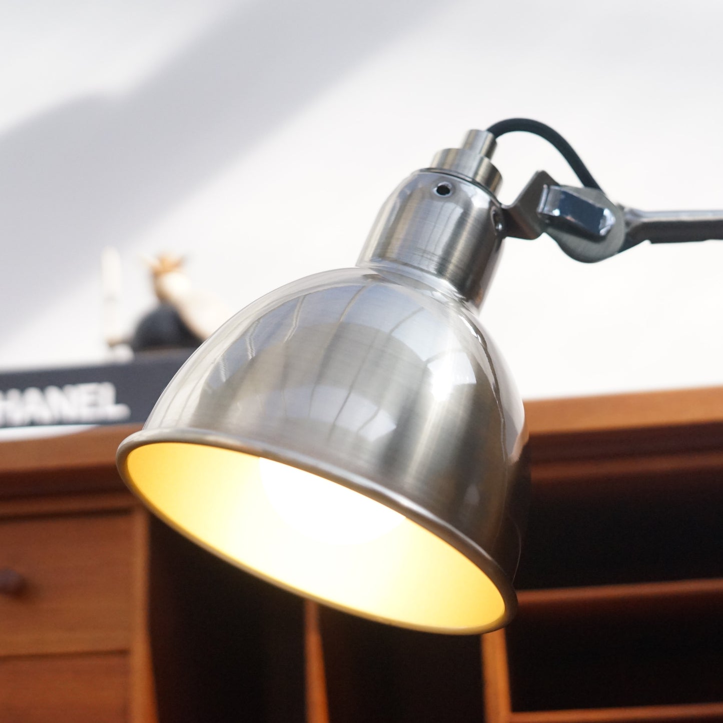 CAVIN table lamp-bronze