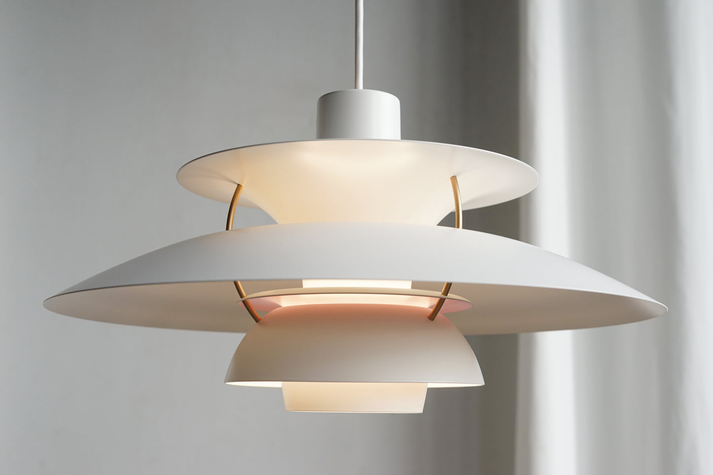 Louis Poulsen PH5 吊燈 現代白