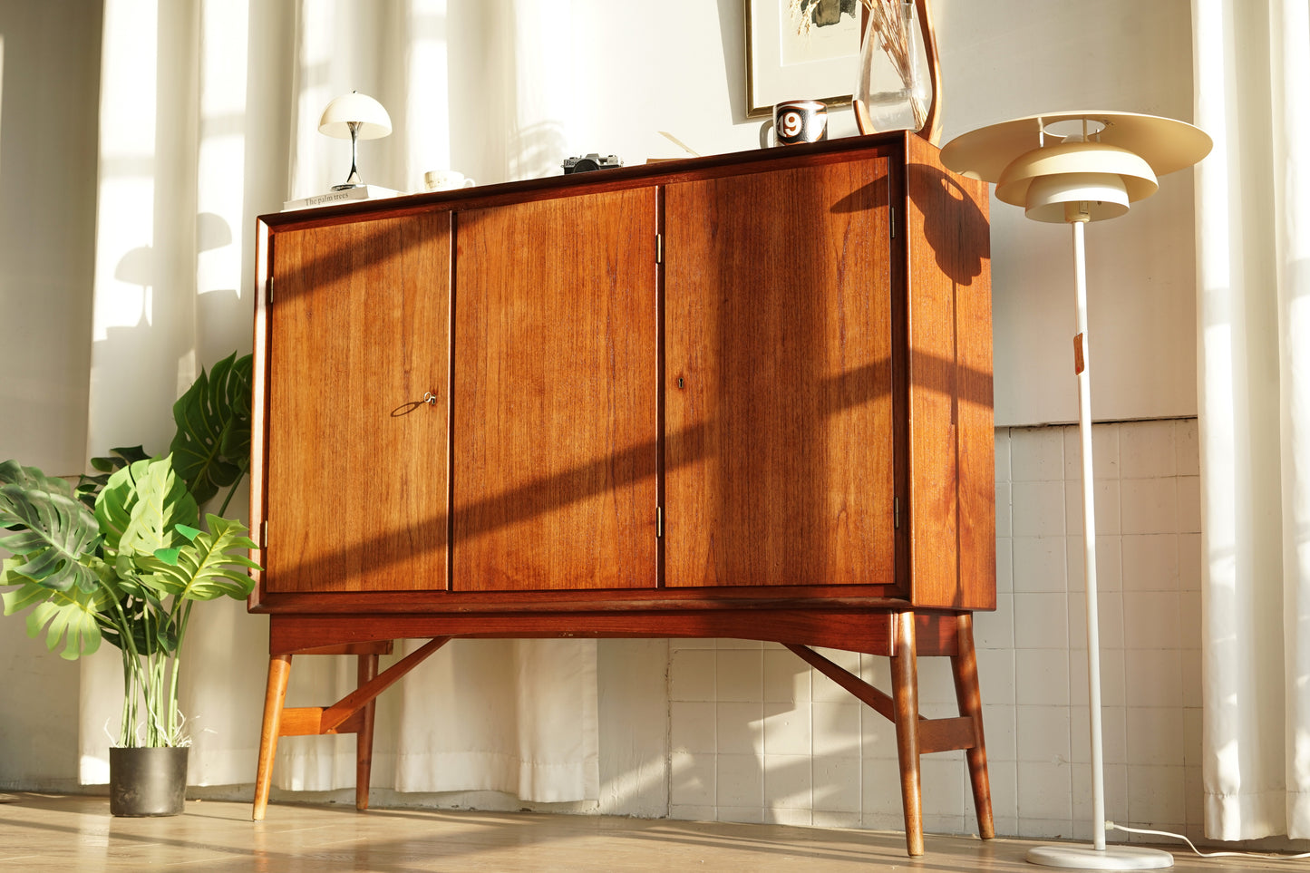 丹麥 柚木 三門 高腳 收納櫃 餐邊櫃