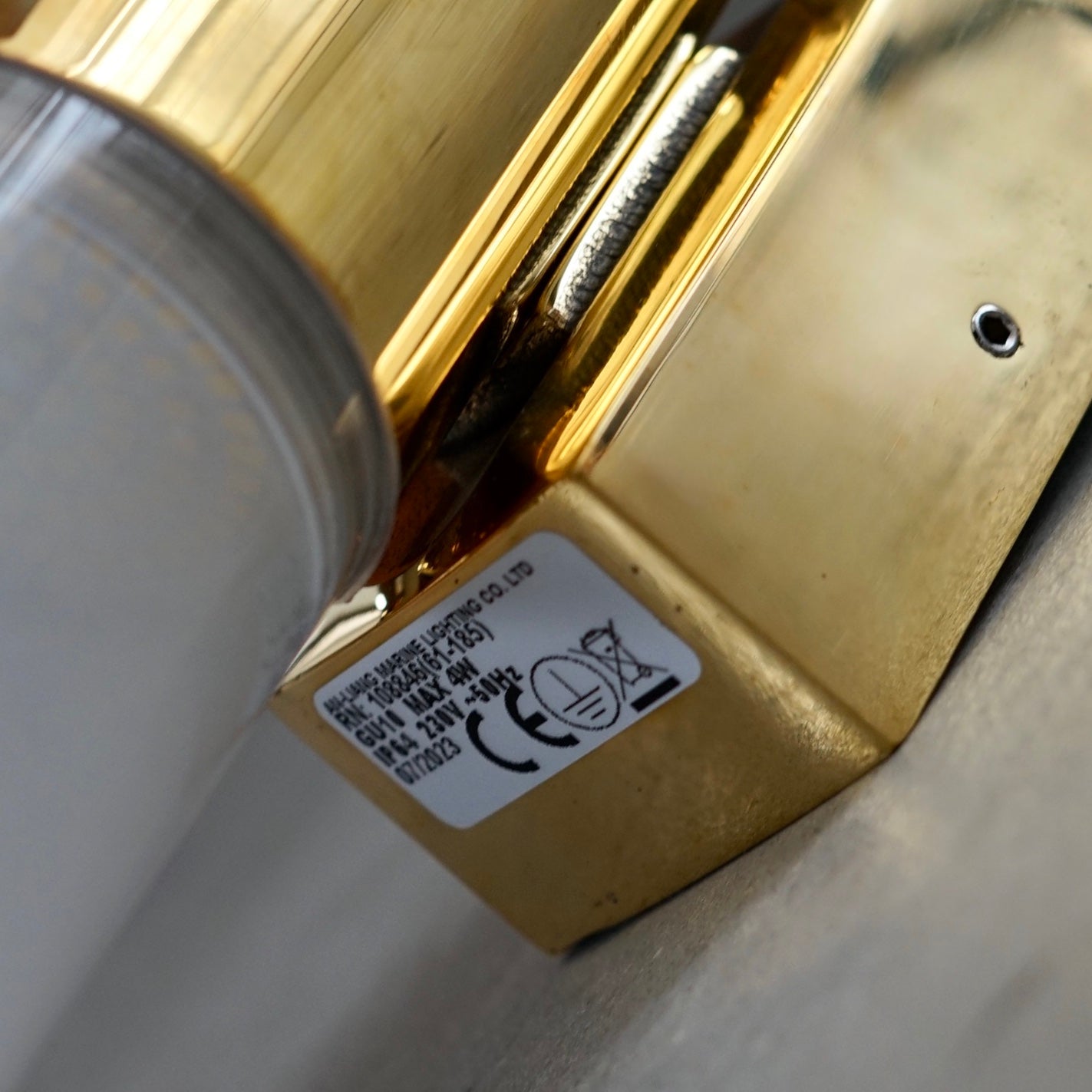 Elegant Brass Wall Washer