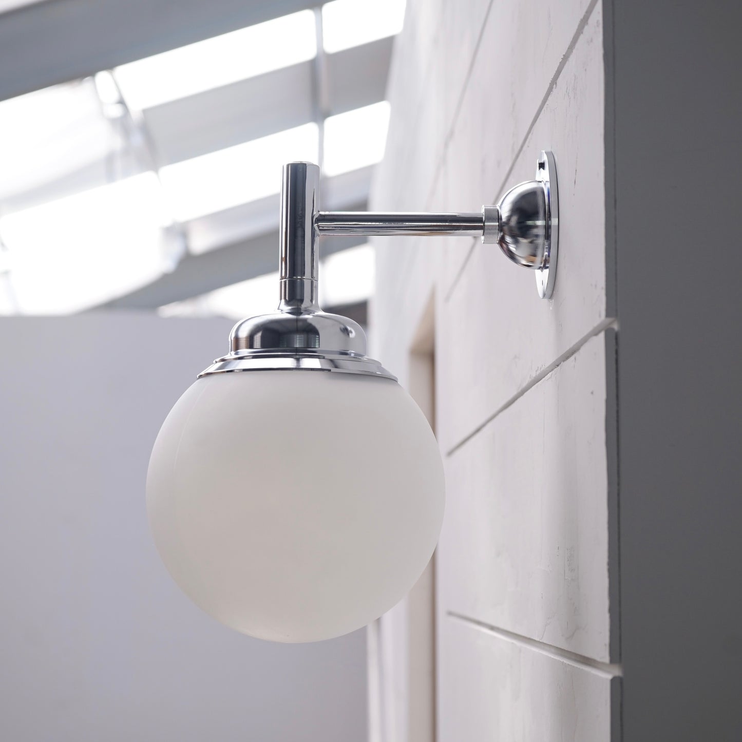 BALL Brass Right Angle Wall Lamp