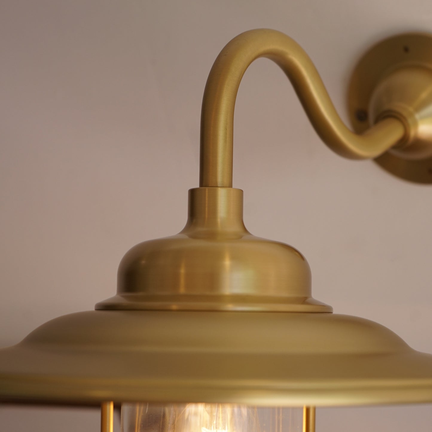 Lumina brass gradient wall light