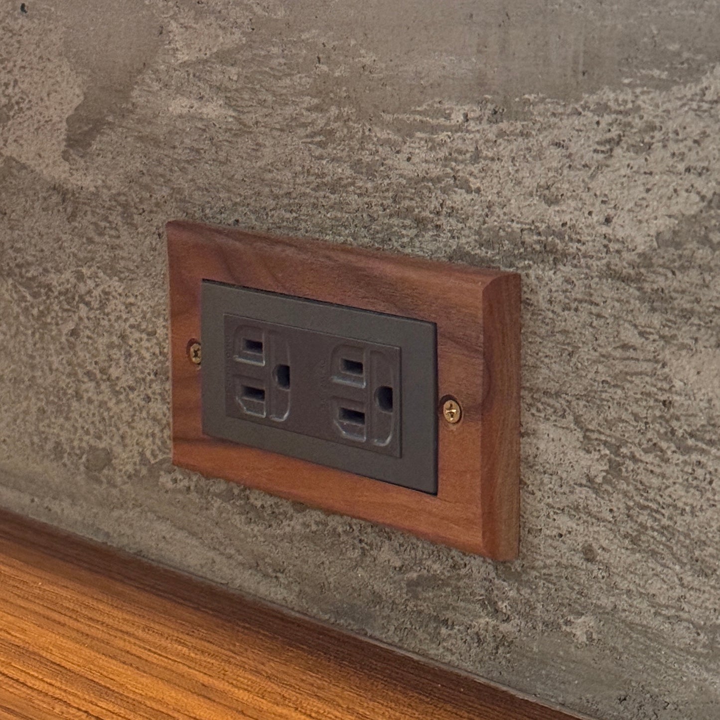 Walnut solid wood panel-Risna/Glatima frame