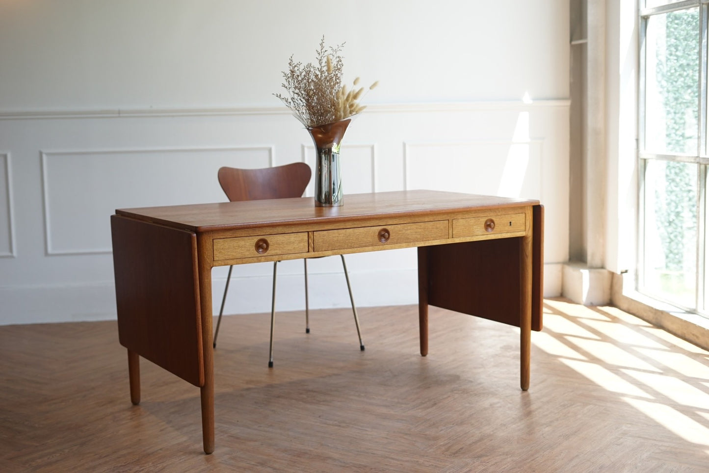 Hans J. Wegner AT-305 Desk