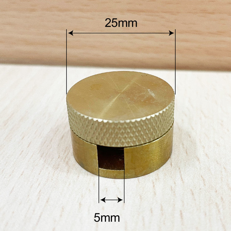 Brass holder (multiple light sources)