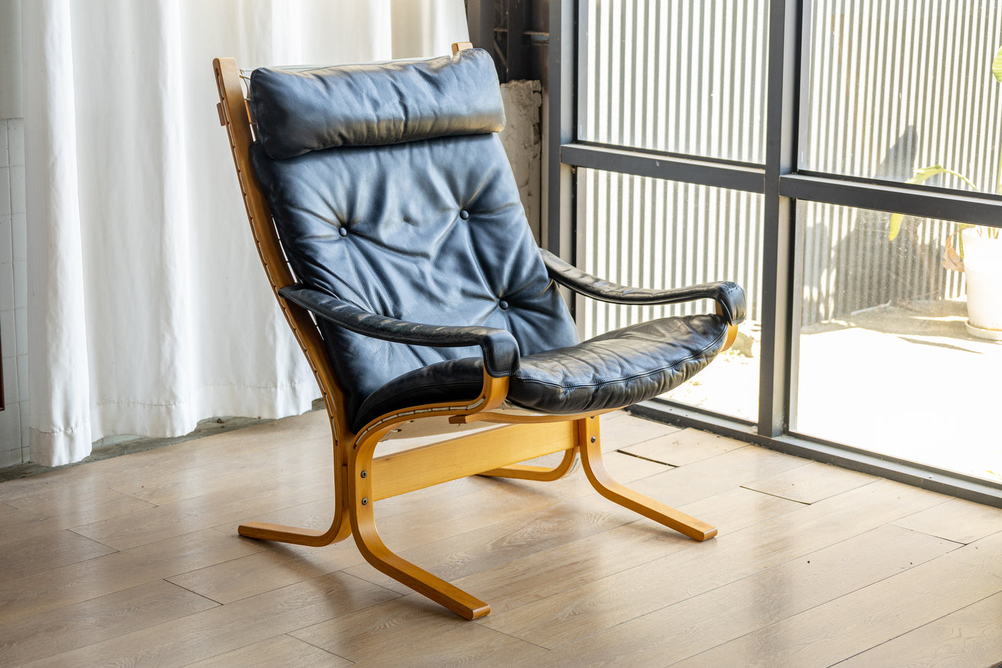 福利品｜Ingmar Relling｜Siesta 纖薄高背休閒椅 OLDANMARK