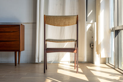 Erik Buch 柚木纖布餐椅 OLDANMARK