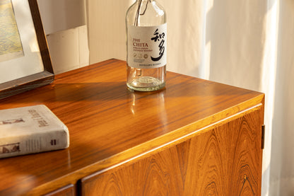 丹麥 玫瑰木 雙門 收納櫃 OLDANMARK