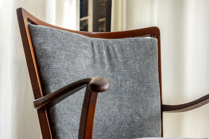 Fritz Hansen Model 1628 扶手椅 OLDANMARK
