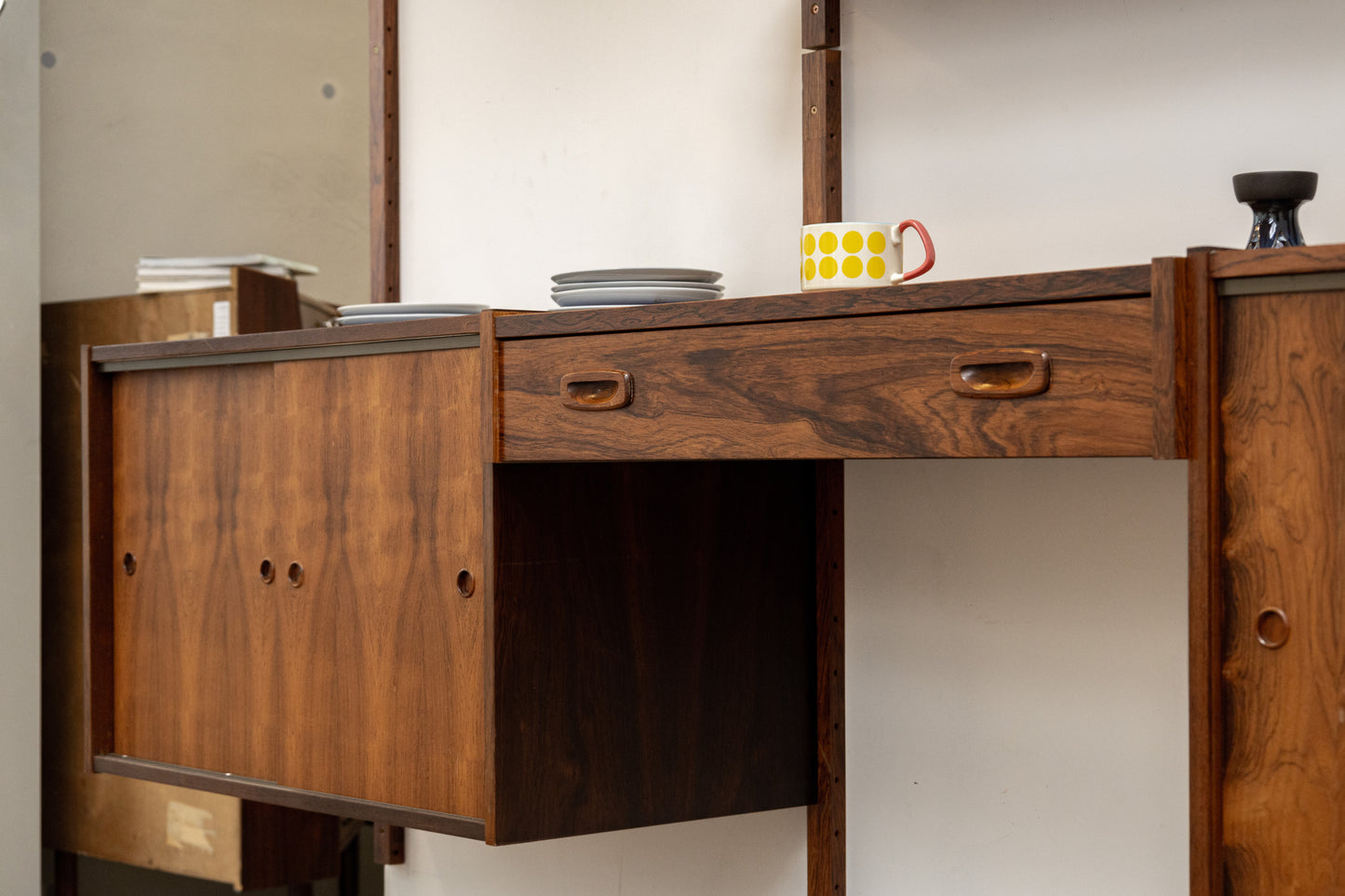 丹麥 玫瑰木 壁掛系統櫃 OLDANMARK