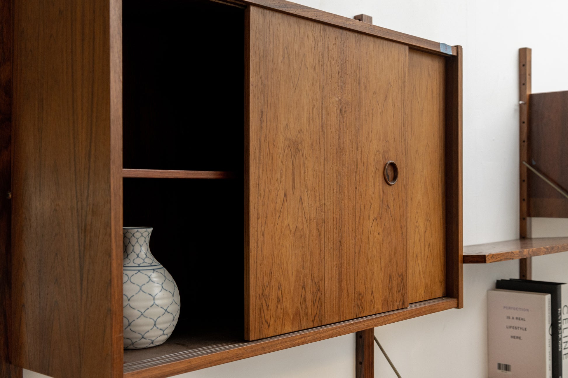 丹麥 玫瑰木 壁掛系統櫃 OLDANMARK