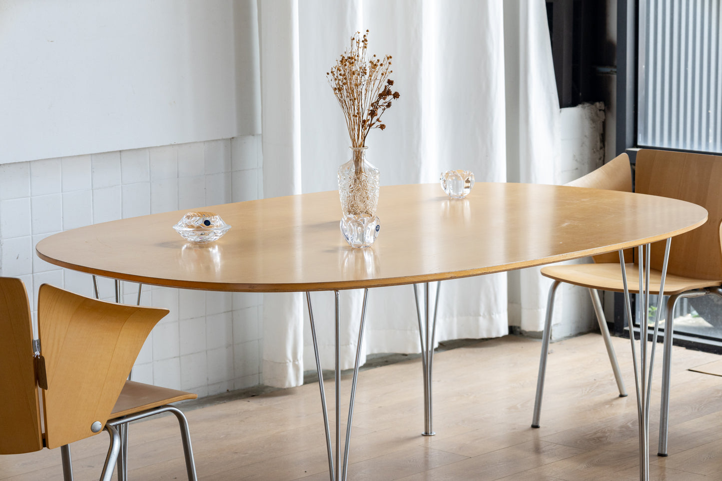 Piet Hein & Bruno Mathsson｜Fritz Hansen 超橢圓餐桌 OLDANMARK