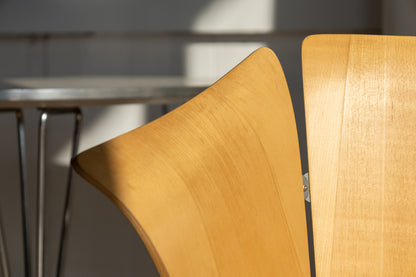 Fritz Hansen｜Vico Magistretti VM3 Chair OLDANMARK