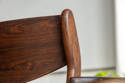 Arne Wahl Iversen 扶手椅 OLDANMARK