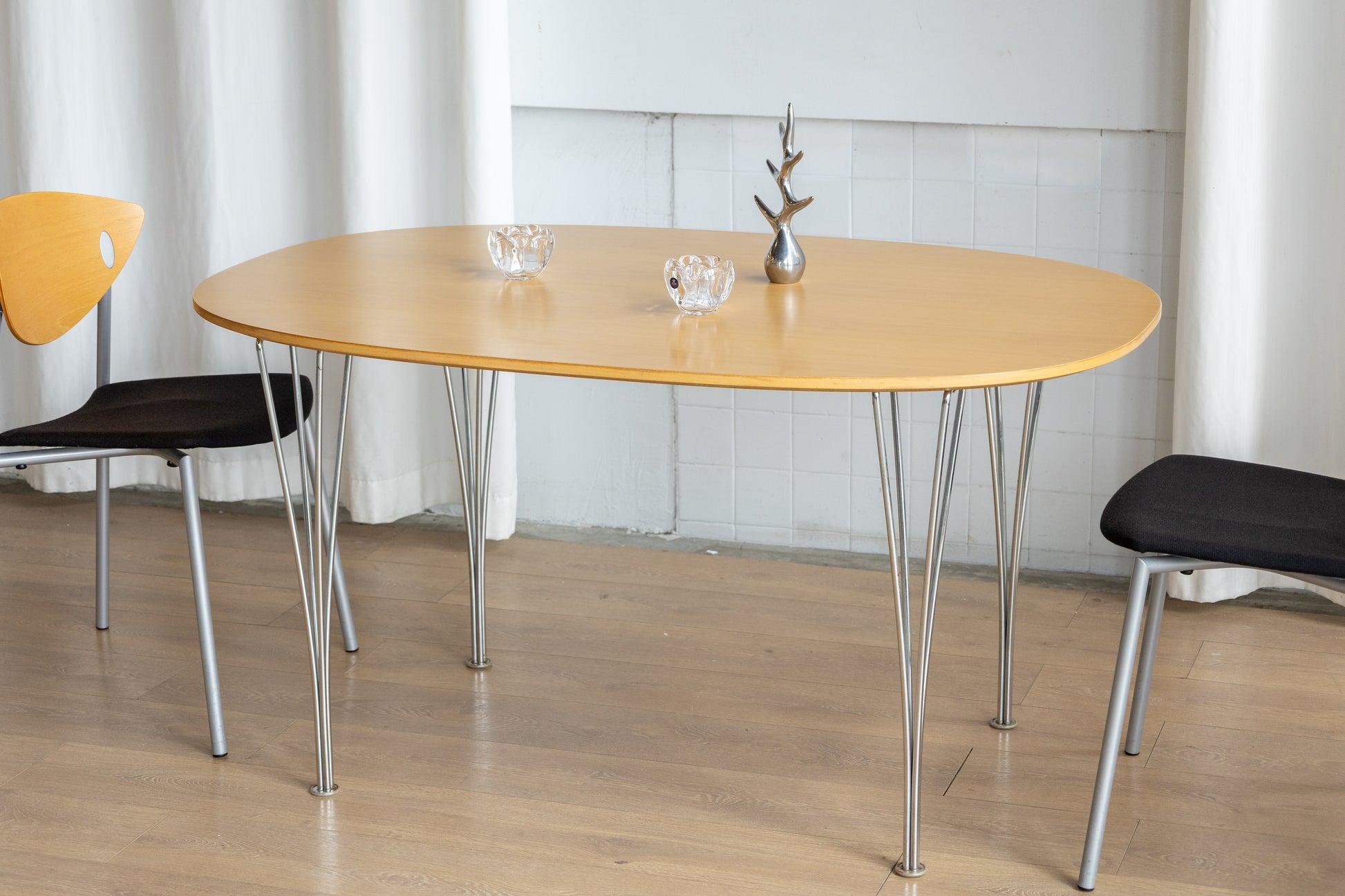 Piet Hein & Bruno Mathsson｜Fritz Hansen 橢圓餐桌 OLDANMARK