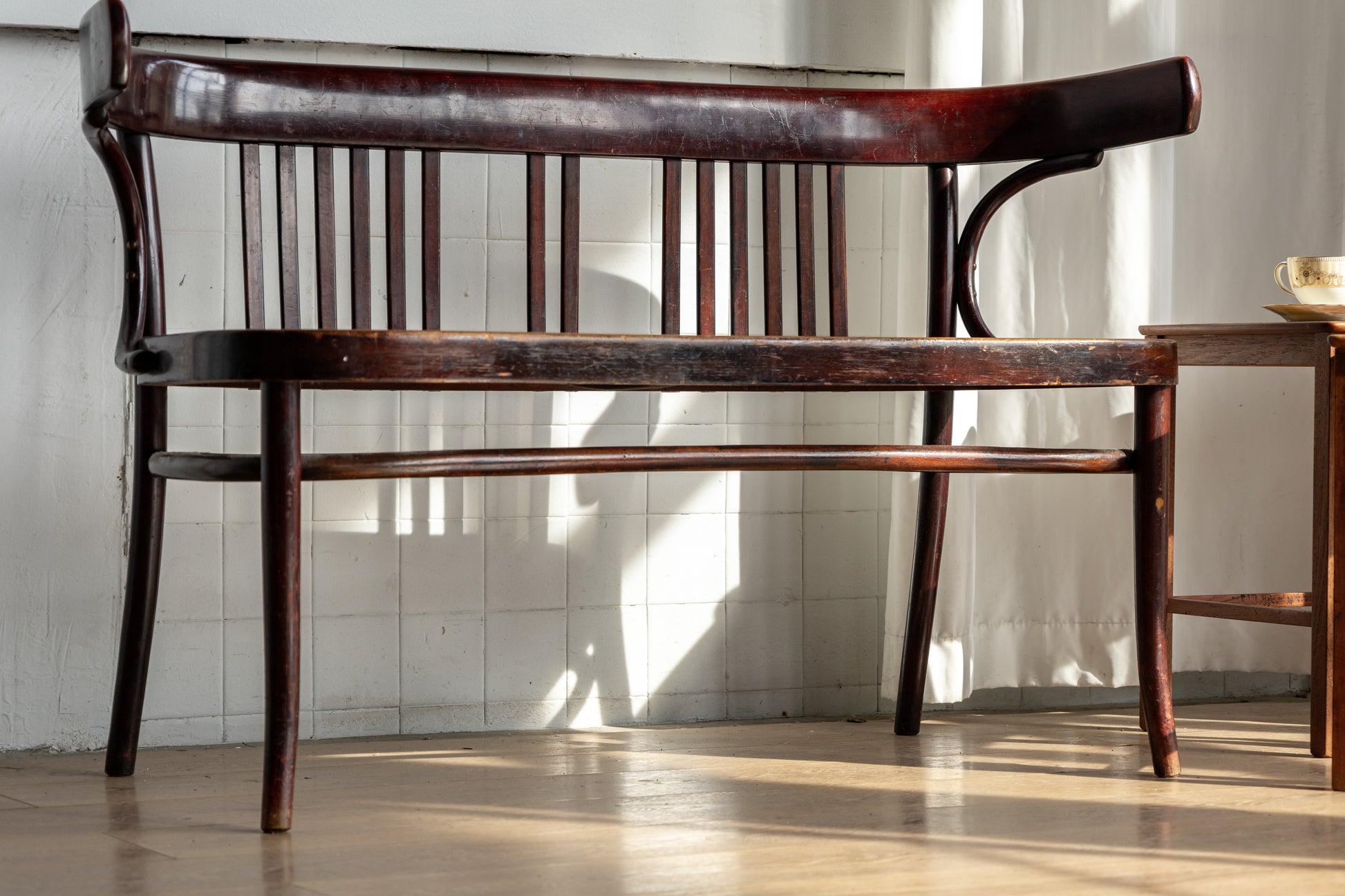 Michael Thonet 曲木雙人長椅 OLDANMARK