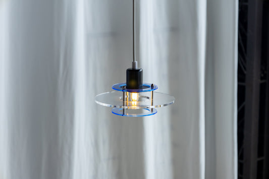 Design Light A/S｜Space Age 壓克力吊燈 OLDANMARK