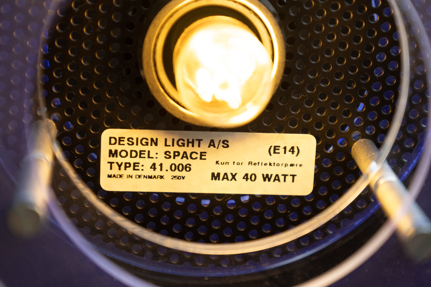 Design Light A/S｜Space Age 壓克力吊燈 OLDANMARK
