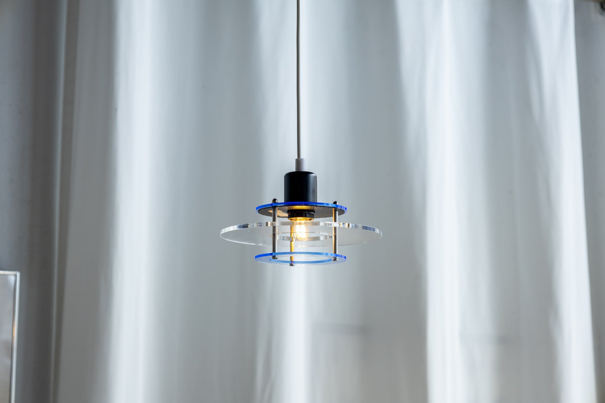 Design Light A/S｜Space Age 壓克力吊燈 OLDANMARK