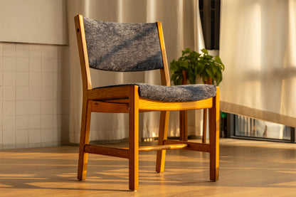丹麥 Hans J. Wegner 橡木 綠布 無扶手 軟墊椅 OLDANMARK