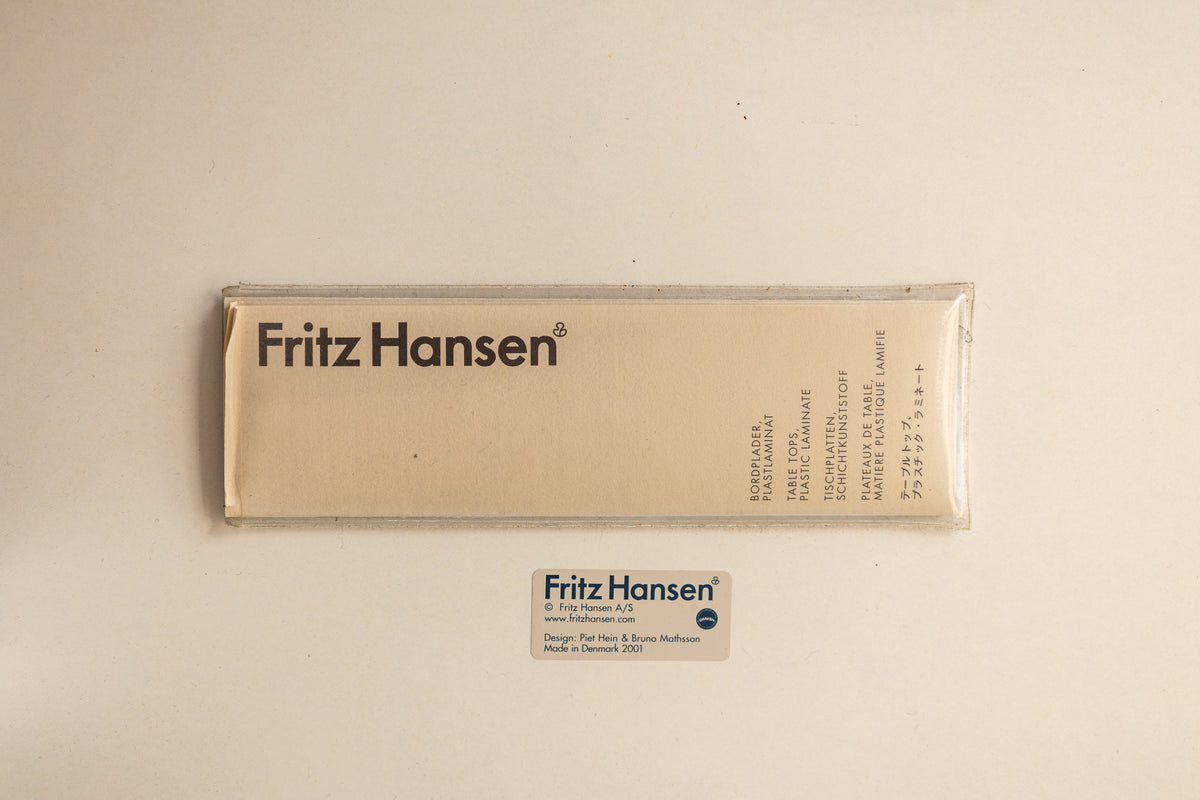 Piet Hein & Bruno Mathsson｜Fritz Hansen 超橢圓餐桌 #中白 OLDANMARK