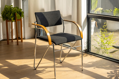 Labofa 金屬扶手椅 OLDANMARK