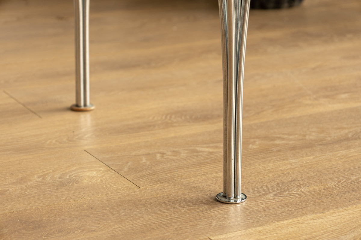 Fritz Hansen 經典餐桌 #淺灰 OLDANMARK