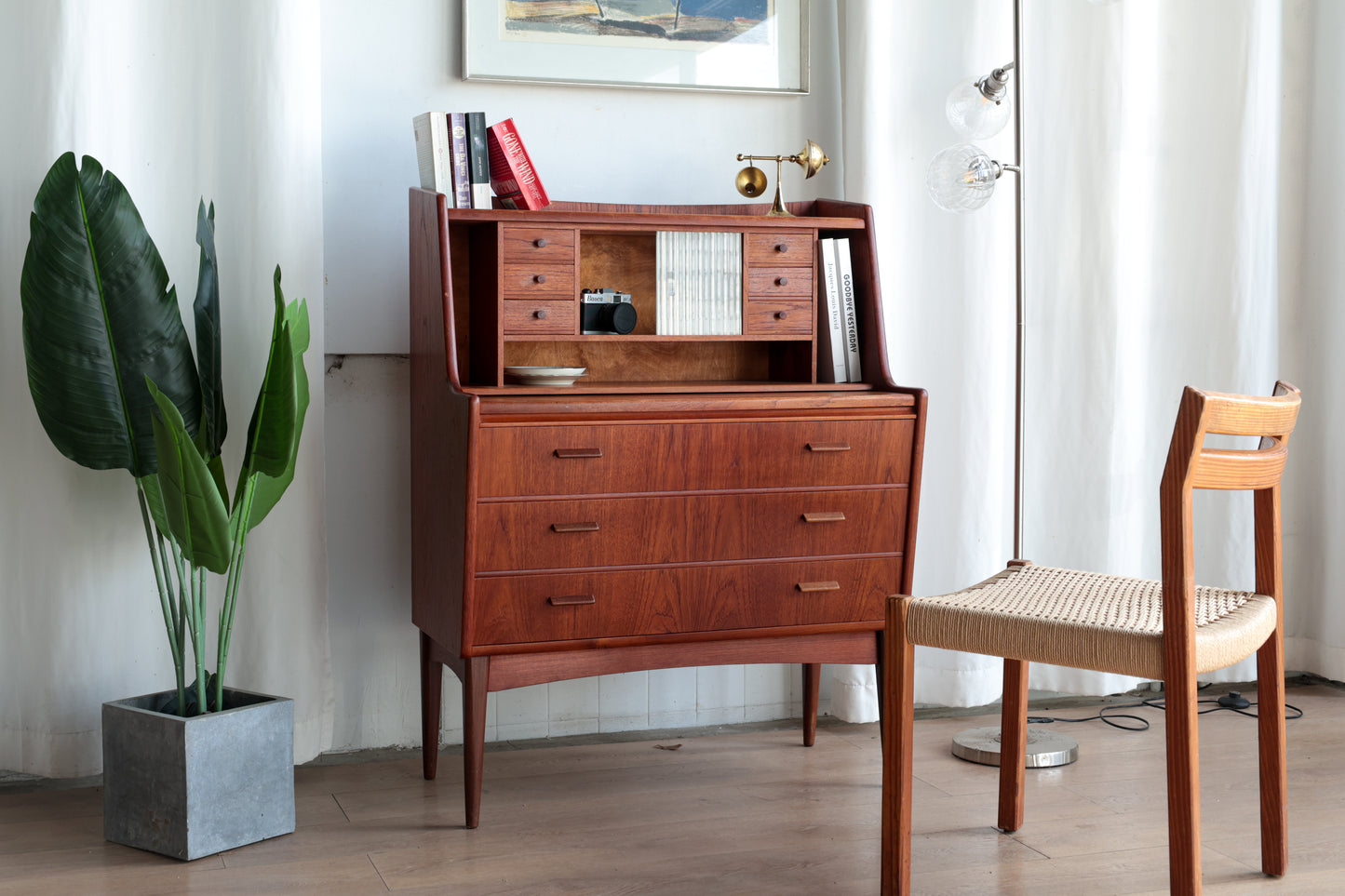 丹麥 柚木 長虹玻璃 復古 寫字櫃 OLDANMARK