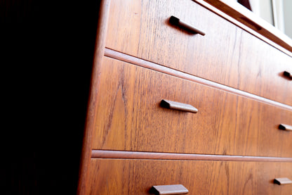 丹麥 柚木 長虹玻璃 復古 寫字櫃 OLDANMARK