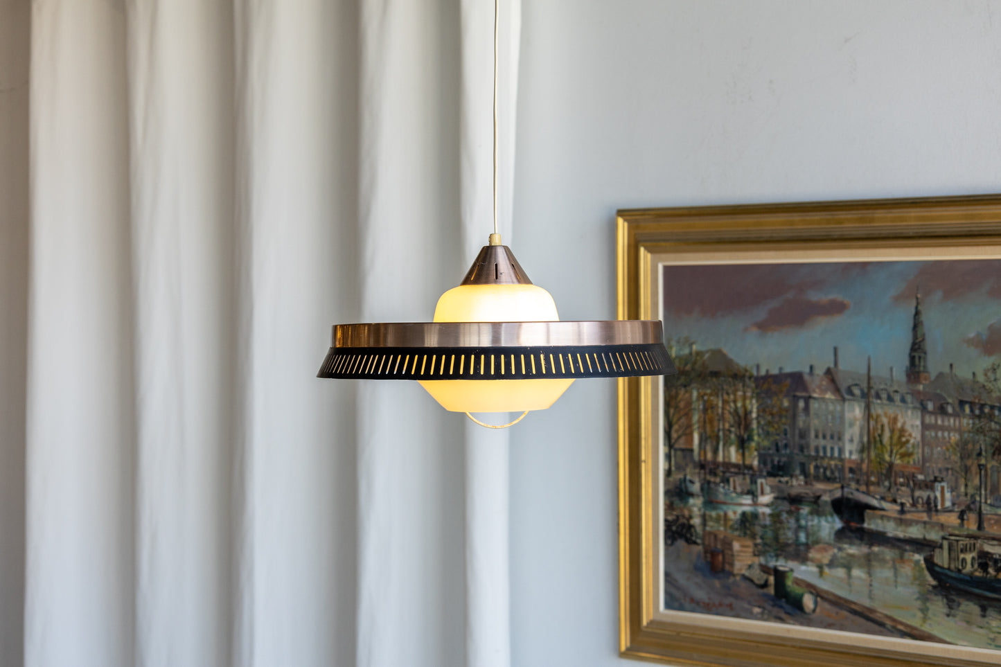 Bent Karlby｜Lyfa 飛碟吊燈 OLDANMARK