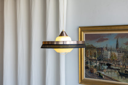 Bent Karlby｜Lyfa 飛碟吊燈 OLDANMARK